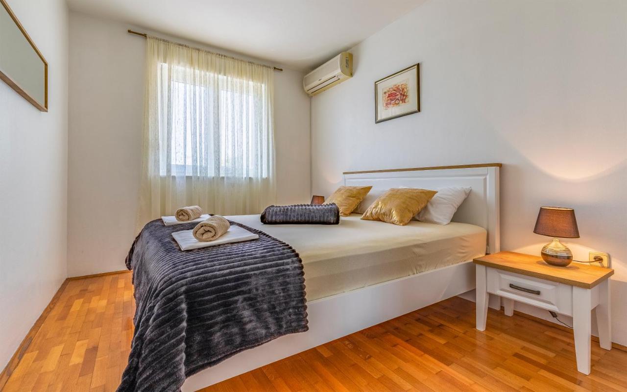 Olga'S Place-New Apartment 200 Mt From The Sea Pula Ngoại thất bức ảnh