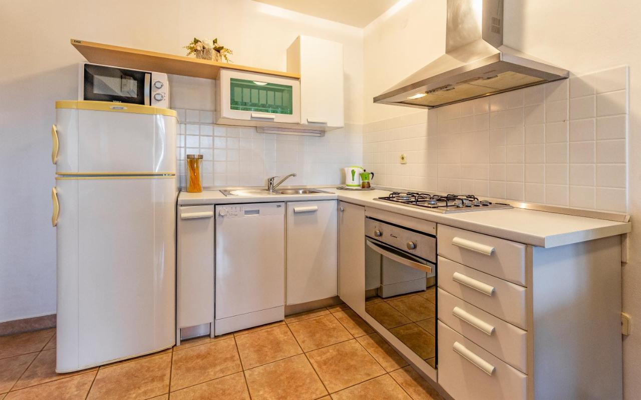 Olga'S Place-New Apartment 200 Mt From The Sea Pula Ngoại thất bức ảnh